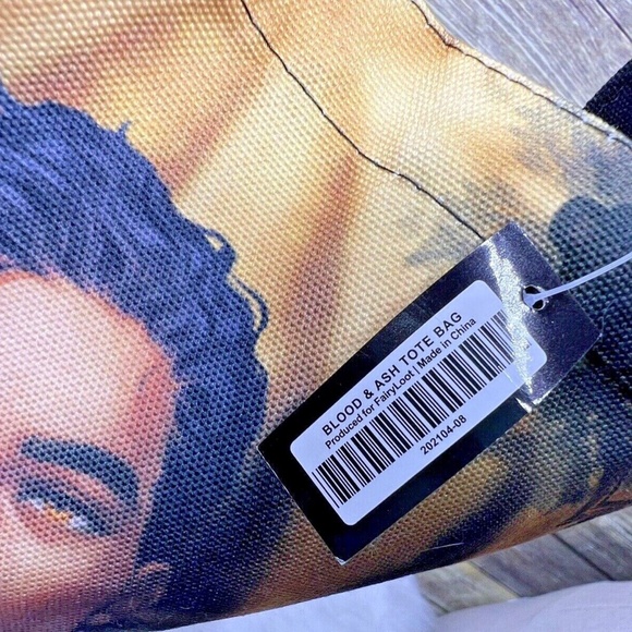 Fairyloot Blood And Ash by Jennifer Armentrout Fantasy Books Tote Bag - Picture 11 of 12